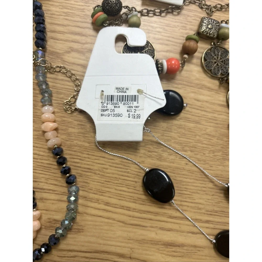 Dress Barn Jewelry Lot Of 5‎ Bundle Necklaces NWT